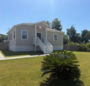 Property at 403 S 2nd St, La Porte, TX