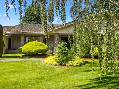 1525 E Catalpa Street