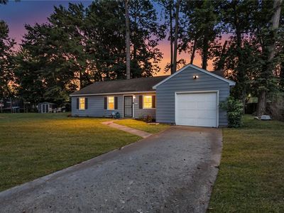 7 Red Barn Ct