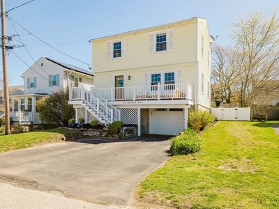 111 Foxboro Ave