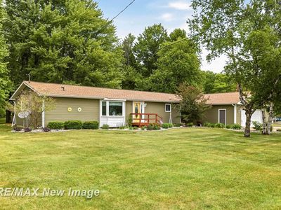 Property at 8385 Canada Rd, Birch Run, MI