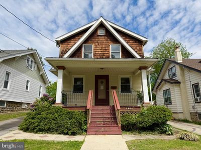 1404 Elmwood Ave
