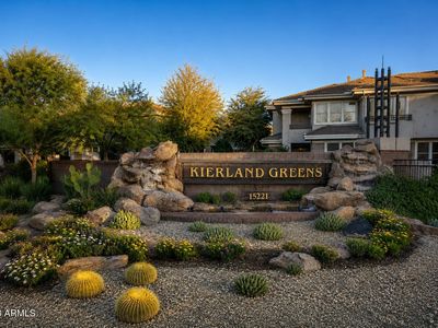 15221 N CLUBGATE Drive #2036