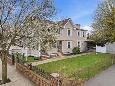 57 Lawrence St