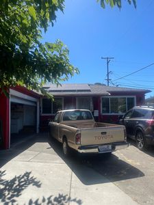 301 Sawyer St