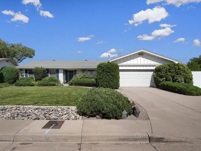 4300 Andrew Dr NE