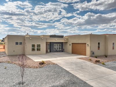 1613 Aztec Sun Ct SE