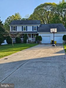 592 Eason Dr