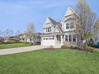 383 N Larch Ave