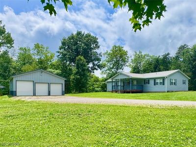 30 Lakeview Dr