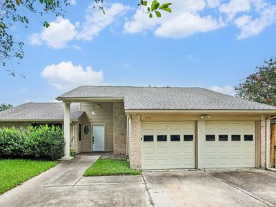 16422 Hibiscus Ln