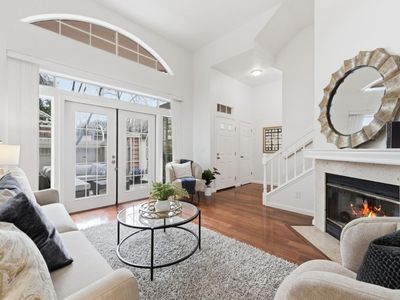 444 San Antonio Rd APT 1A