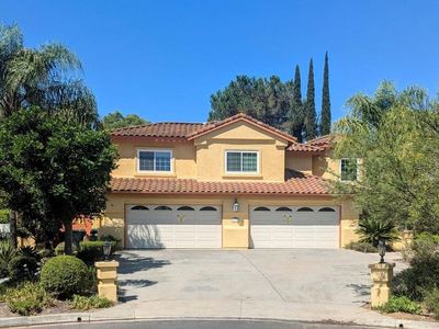 2095 Roberts Pl