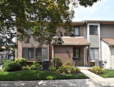 22 Fitzwatertown Rd Unit A10