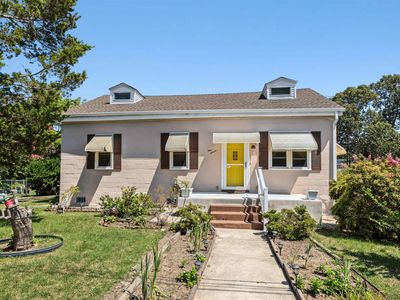 Property at 111 Matthews Ave, Villas, NJ