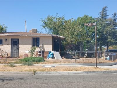 45311 Gadsden Ave