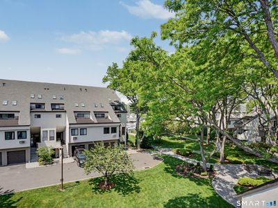 89 Harbor Drive #206