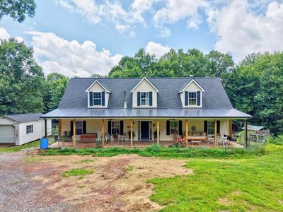 208 Bearclaw Ln
