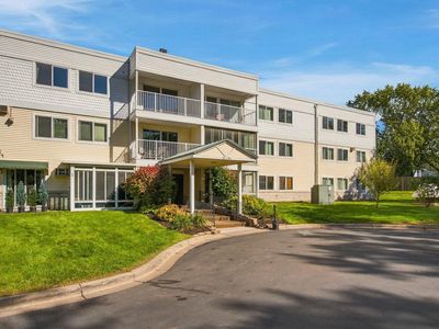 132 Demont Ave E APT 238