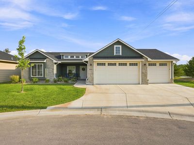 4426 N Sunny Ct