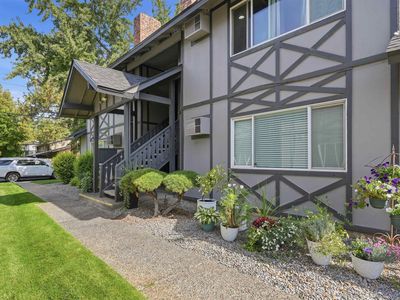 108 E Weile Ave APT 3