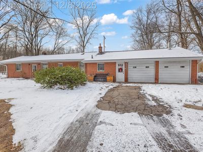 16000 S Huron River Dr