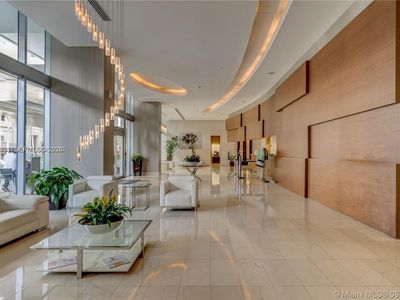 1111 SW 1st Ave APT 2215