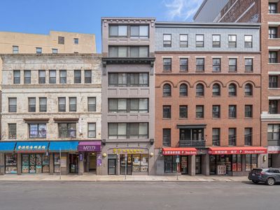 34 Harrison Ave #B
