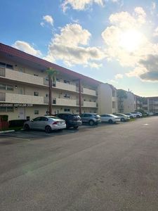 361 S Hollybrook Dr APT 104