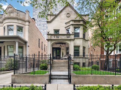 652 W Sheridan Rd