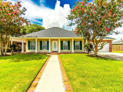 8 Summerfield Dr