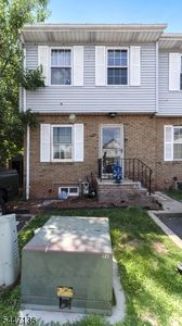 675 R Garden St #1