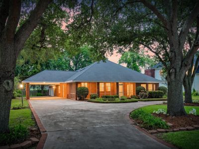 214 Dewberry Dr