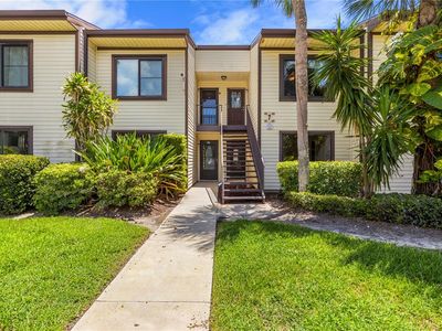 428 MOORINGS COVE DRIVE #7F