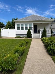 6 Warwick Rd
