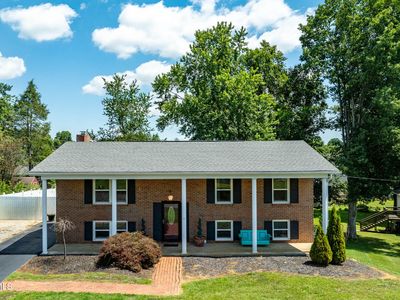 111 Wayfair Dr
