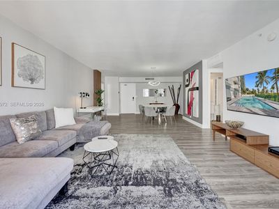 9195 Collins Ave APT 1109
