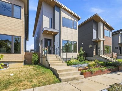 4425 Vista Ave