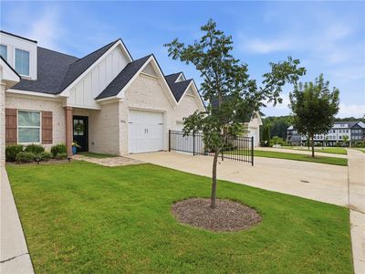 545 Cloverdale Dr