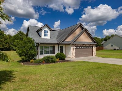 1023 Stoneham Cir