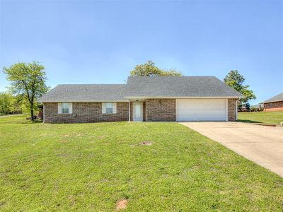 105 Eldridge Ave