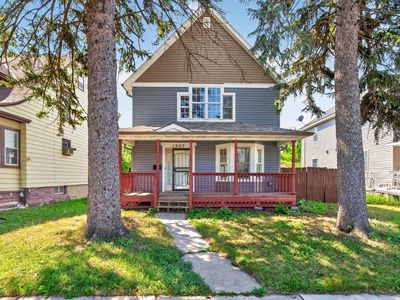 1907 25th Ave N