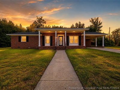 7401 Paxton Dr