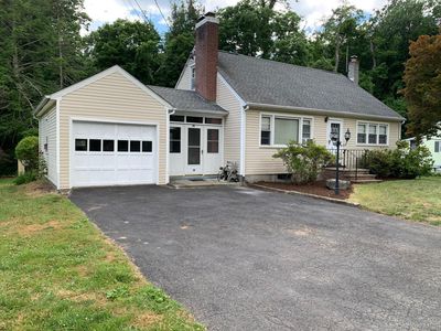 10 Wood Avenue