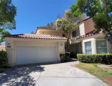 6902 Emerald Springs Ln
