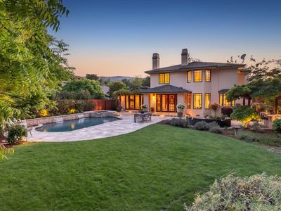 10517 Manzanita Ct