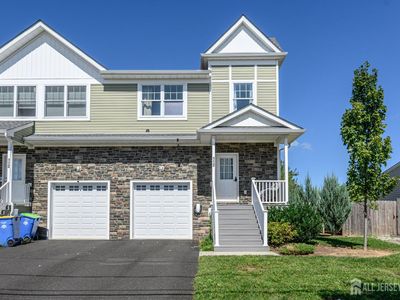 112 Valerie Dr