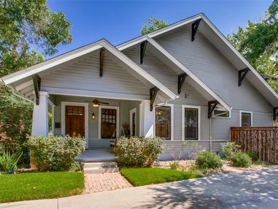 224 N Waverly Dr