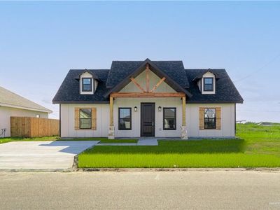 2244 Victoriano Street