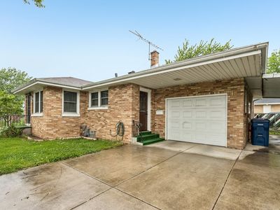 Property at 1120 11th St, North Chicago, IL